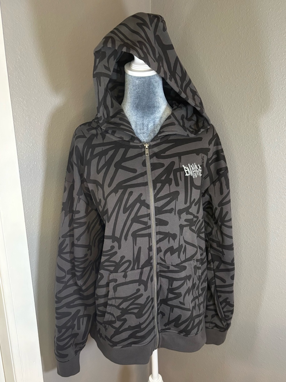 Empyre Ellio Gray and Black Graphic Zip Hoodie Streetwear Size L